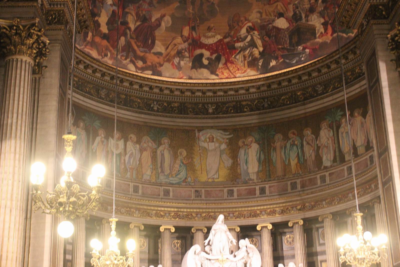 choeur de l'église de la madeleine Paris